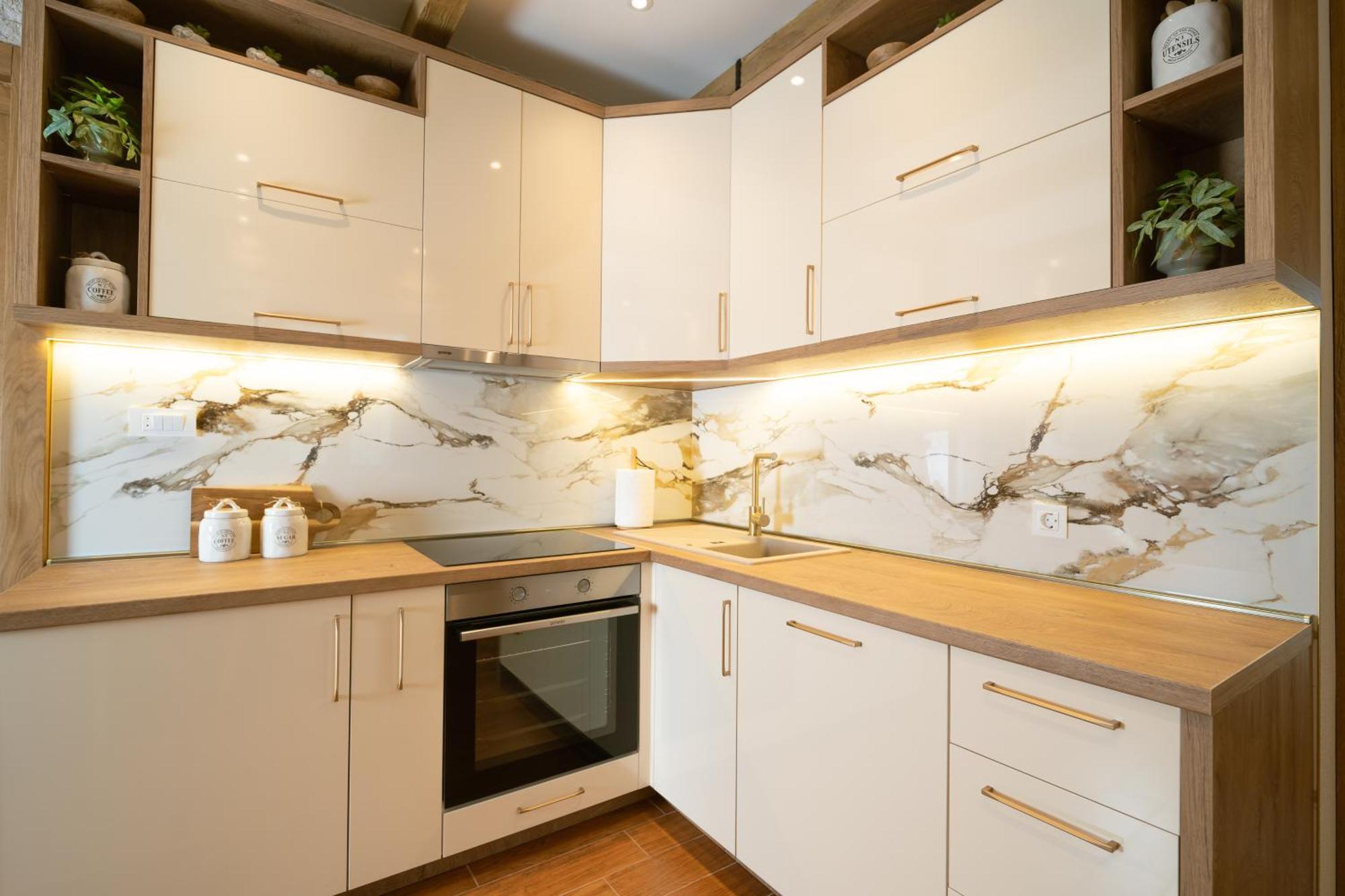 42° North Apartments Тиват Экстерьер фото